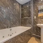 The Old Vicarage 4*