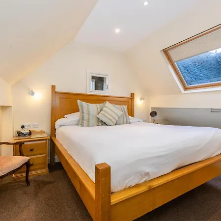 The Old Vicarage 4*