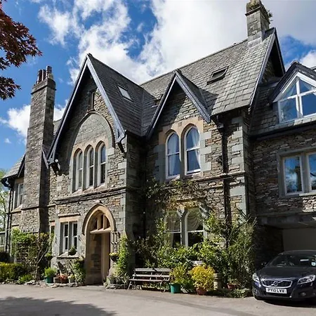 Alojamento de Acomodação e Pequeno-almoço The Old Vicarage 4*